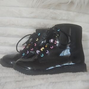 Place Shiny Black Kids Boots with Colorful Eyelets